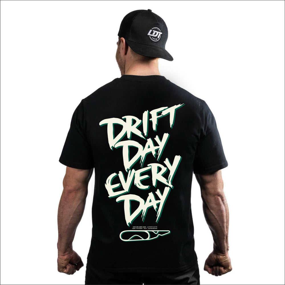 Chandail '' drift day every day ''